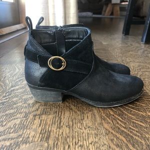 Ankle boots